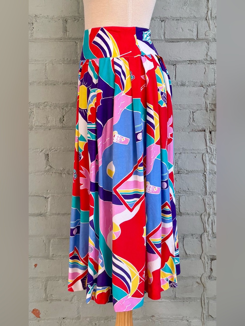 Vintage 1980s Colourfup Novelty Beach Print Pleated Midi Skirt - Picture 4 of 12